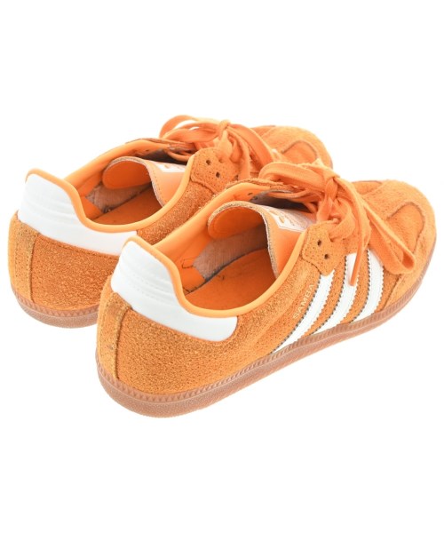 adidas รองเท้าผ้าใบ