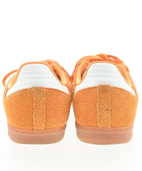 adidas รองเท้าผ้าใบ