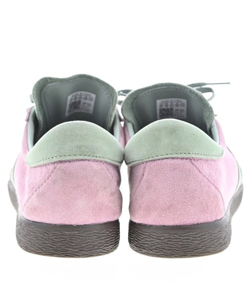 adidas รองเท้าผ้าใบ