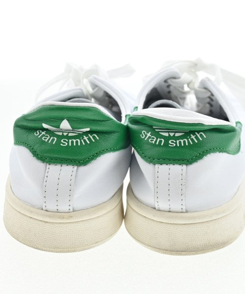 adidas รองเท้าผ้าใบ