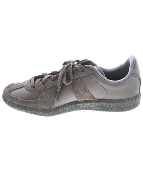 adidas รองเท้าผ้าใบ