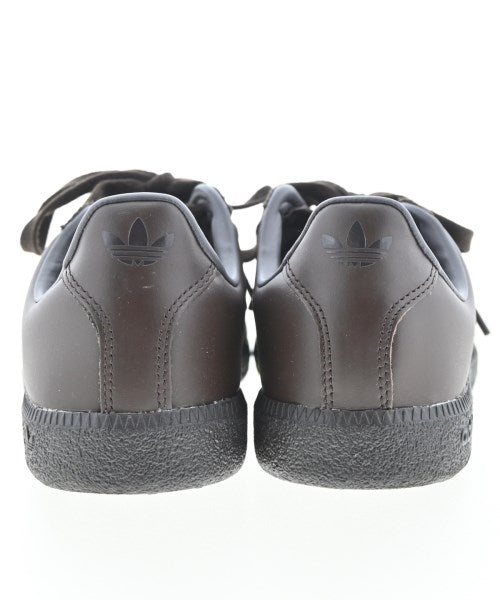adidas รองเท้าผ้าใบ