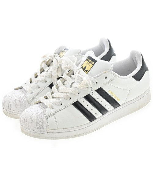 adidas รองเท้าผ้าใบ