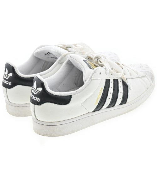 adidas รองเท้าผ้าใบ
