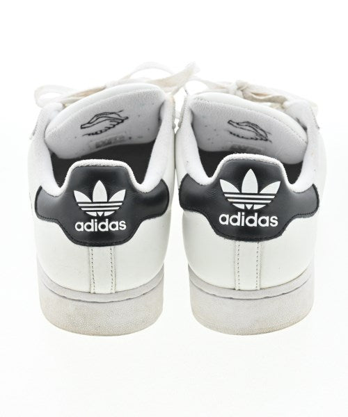 adidas รองเท้าผ้าใบ