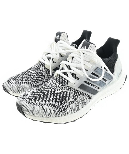 adidas รองเท้าผ้าใบ