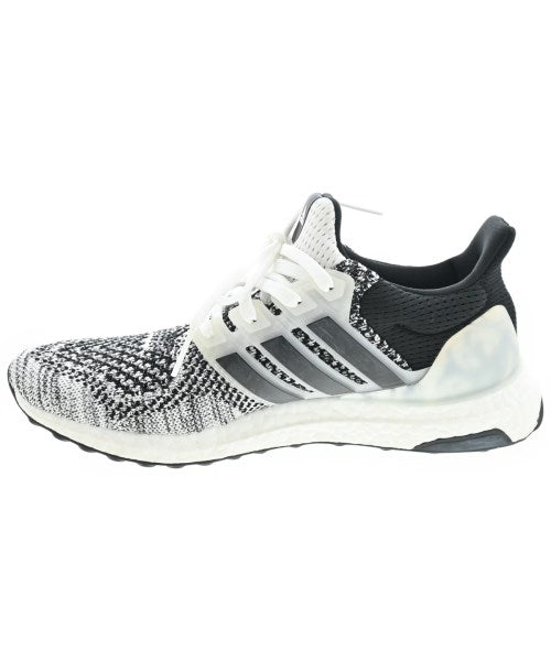 adidas รองเท้าผ้าใบ