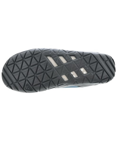 adidas รองเท้าผ้าใบ