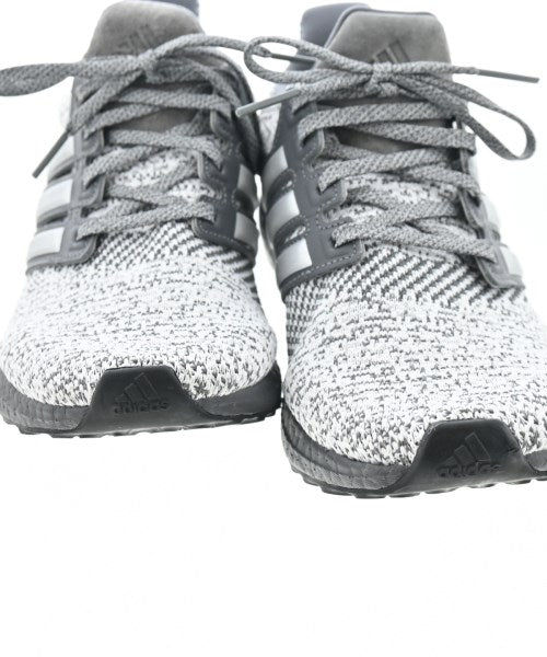 adidas รองเท้าผ้าใบ