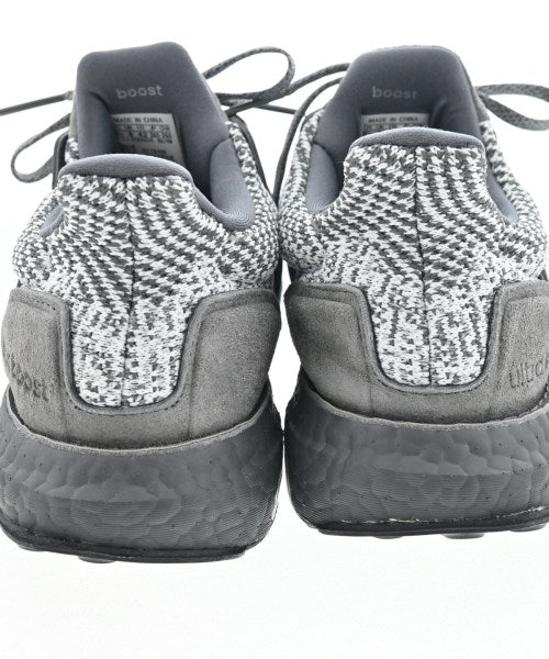 adidas รองเท้าผ้าใบ