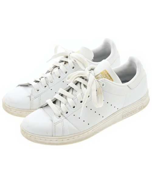 adidas รองเท้าผ้าใบ