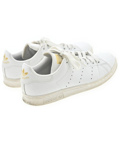 adidas รองเท้าผ้าใบ