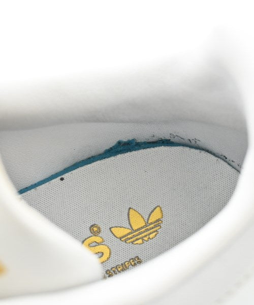 adidas รองเท้าผ้าใบ
