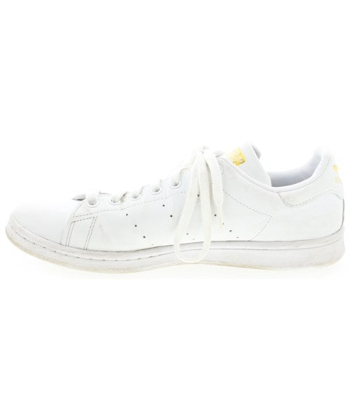 adidas รองเท้าผ้าใบ