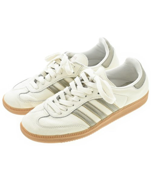 adidas รองเท้าผ้าใบ