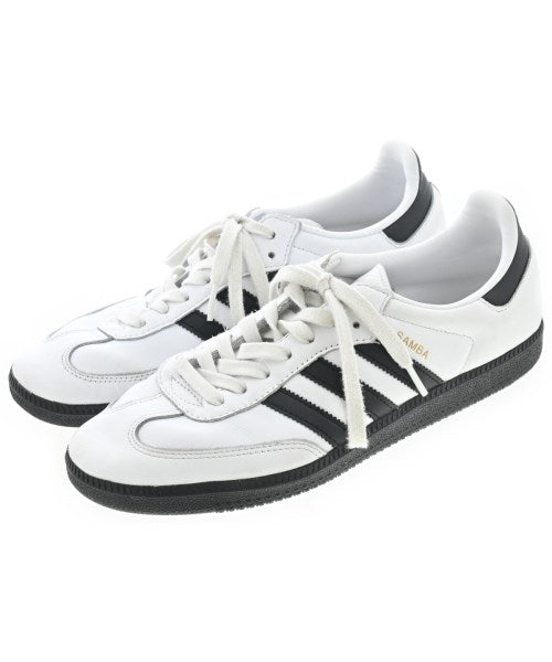 adidas รองเท้าผ้าใบ
