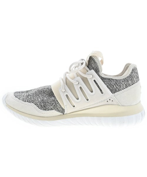 adidas รองเท้าผ้าใบ