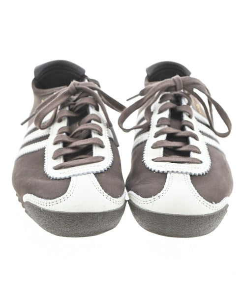 adidas รองเท้าผ้าใบ