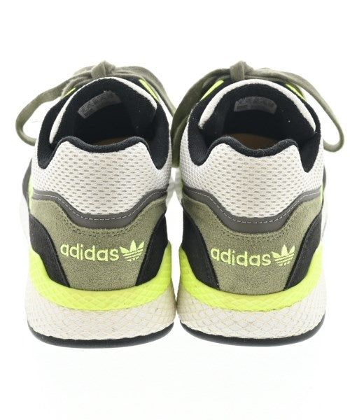 adidas รองเท้าผ้าใบ