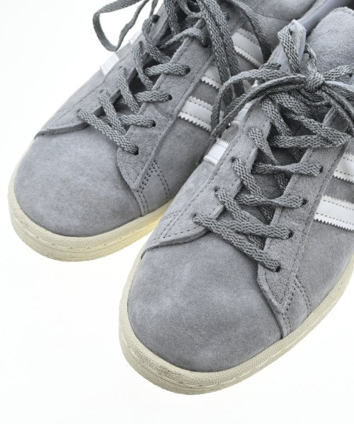 adidas รองเท้าผ้าใบ