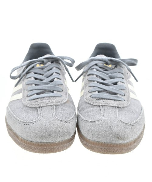 adidas รองเท้าผ้าใบ