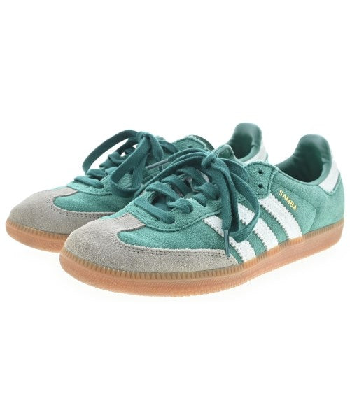 adidas รองเท้าผ้าใบ