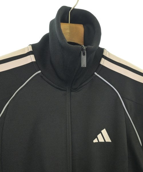 adidas เสื้อยืด/เสื้อท็อปส์