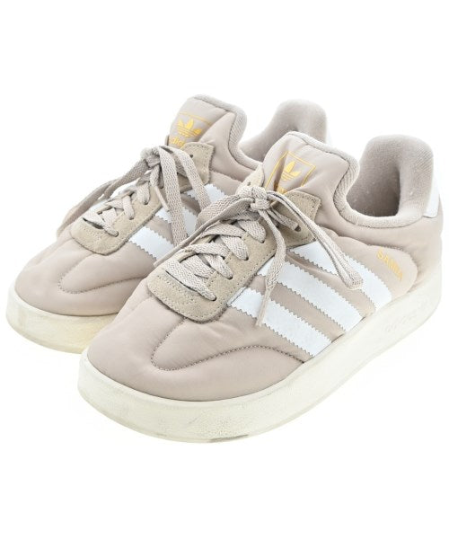 adidas รองเท้าผ้าใบ