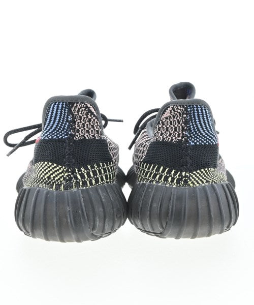 adidas รองเท้าผ้าใบ