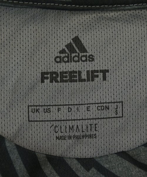 adidas เสื้อยืด/เสื้อท็อปส์