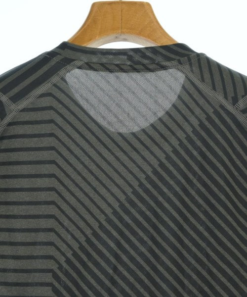 adidas เสื้อยืด/เสื้อท็อปส์