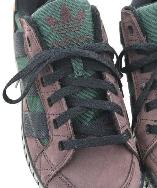 adidas รองเท้าผ้าใบ