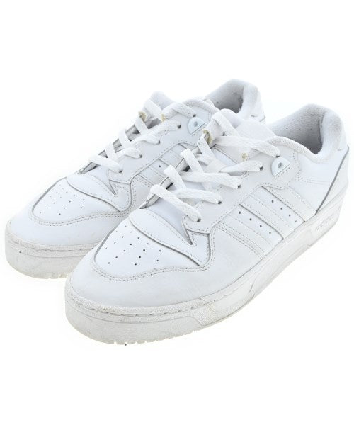 adidas รองเท้าผ้าใบ