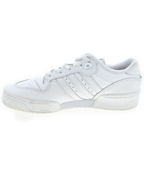adidas รองเท้าผ้าใบ