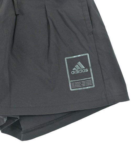 adidas กางเกงขาสั้น