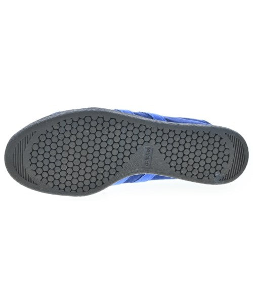 adidas รองเท้าผ้าใบ