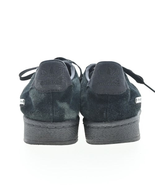 adidas รองเท้าผ้าใบ