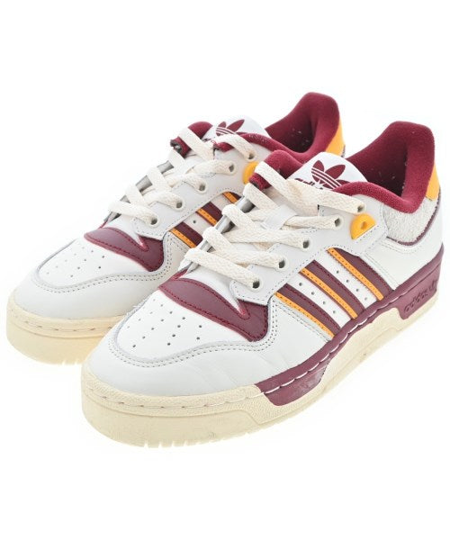 adidas รองเท้าผ้าใบ