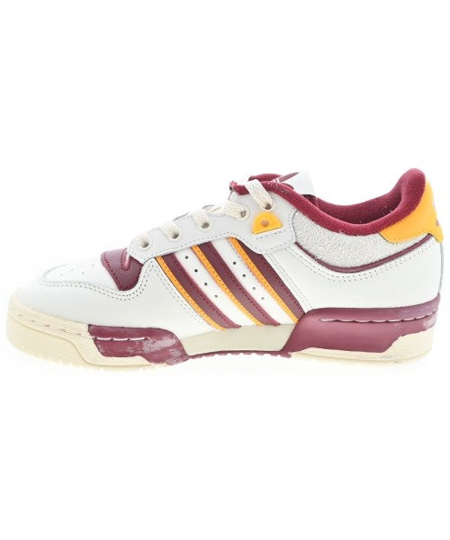 adidas รองเท้าผ้าใบ