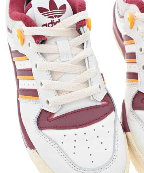 adidas รองเท้าผ้าใบ
