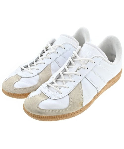 adidas รองเท้าผ้าใบ