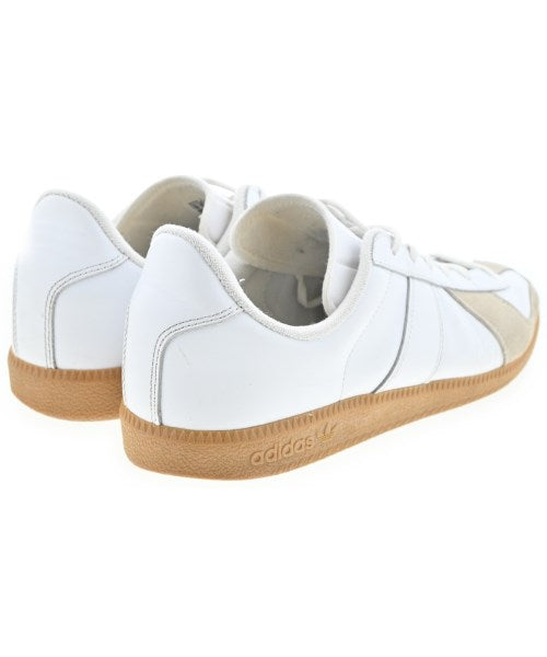 adidas รองเท้าผ้าใบ