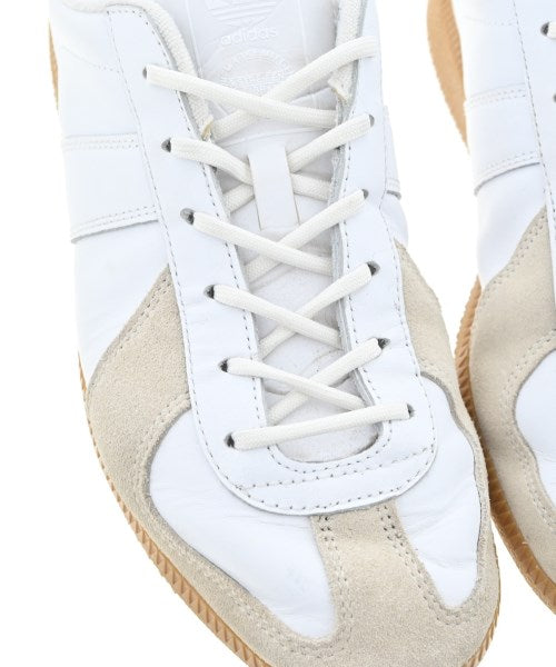 adidas รองเท้าผ้าใบ