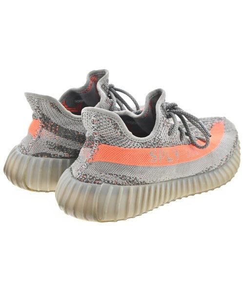 adidas รองเท้าผ้าใบ