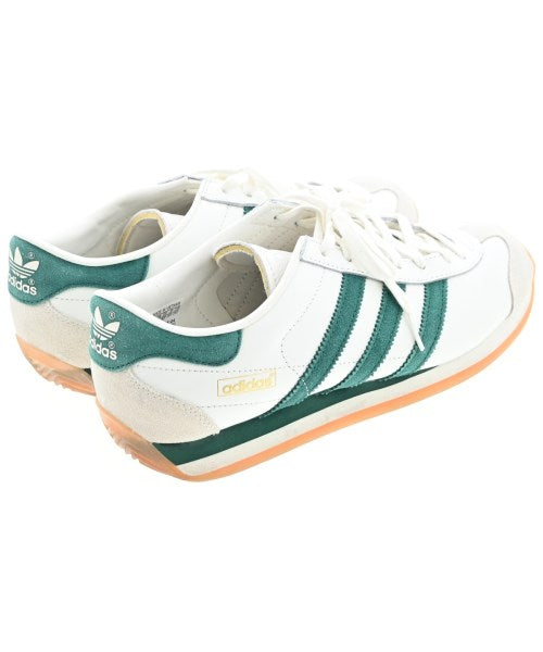 adidas รองเท้าผ้าใบ