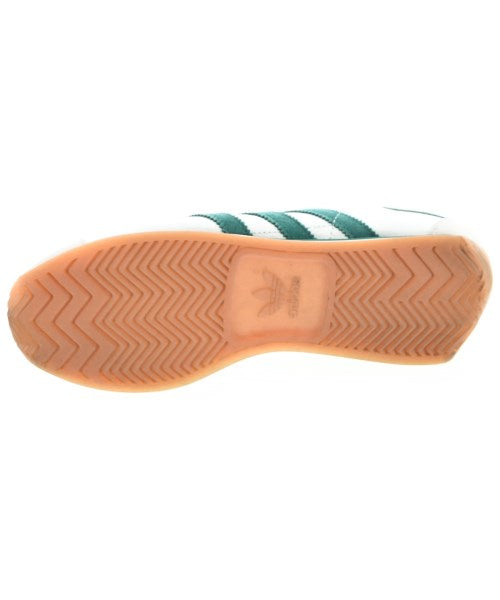 adidas รองเท้าผ้าใบ