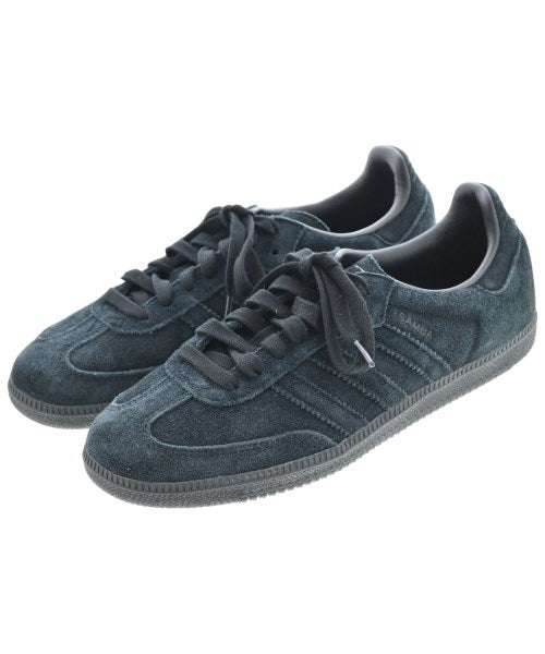 adidas รองเท้าผ้าใบ