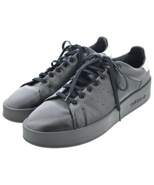 adidas รองเท้าผ้าใบ