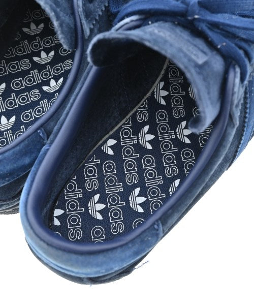 adidas รองเท้าผ้าใบ