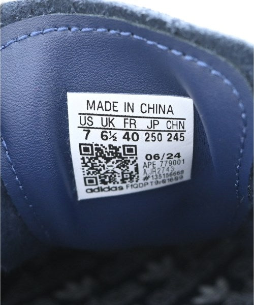 adidas รองเท้าผ้าใบ